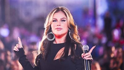 نيكول سابا تتألق في حفل عالمي يضئ سماء العاصمة الإدارية.. صور