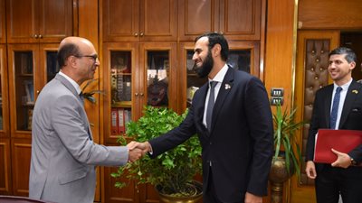 الطيب و داود يتفقدا المدينة الجامعية للطالبات بأسيوط