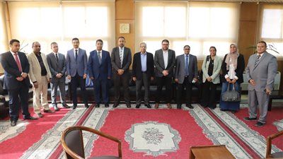 فريق المراجعة الخارجية للجهة المانحة لشهادات الأيزو يزور جامعة جنوب