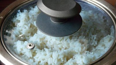 أخطاء شائعة يرتكبها الناس عند طهي الأرز