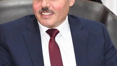 تدريب طلاب جامعة القناة على منحة اعداد المتحدث المحترف