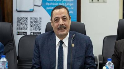 أشرف أمين يطالب بخطة عاجلة لمواجهة انتشار 
