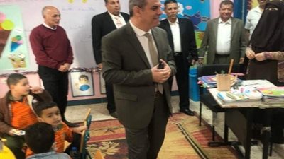 وكيل تعليم القليوبية:ضرورة توافر الأمن والسلامة داخل الفصول وخارجها