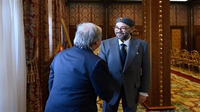 ملك المغرب يبحث قضية الصحراء مع غوتيريش