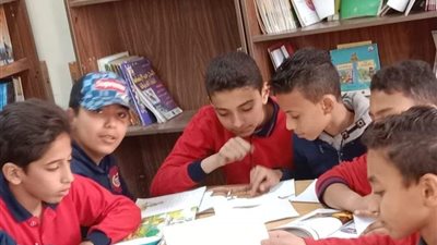 حملة موسعة لحث الطلبة علي القراءة