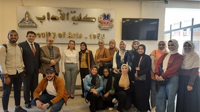 ورشة عمل حول الترجمة الفورية بين الفارسية والعربية بآداب عين شمس