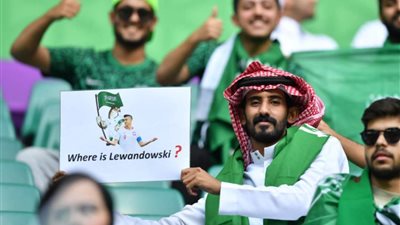 توقعات جماهير السعودية لنتيجة منتخبهم أمام بولندا.. فيديو