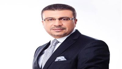 الموت يفجع الإعلامى عمرو الليثى