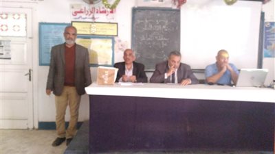 التدريب على مكافحة المحاصيل في ظل الظروف المناخية بالإسماعيلية.صور
