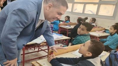وكيل تعليم القليوبيةيوصي بتحري الدقة في الاختبارات الشهريةوالتصحيح