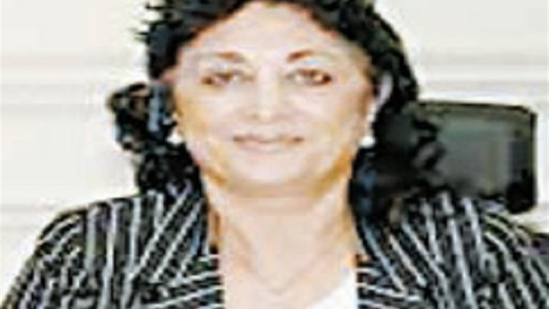 النائبة ميرفت عازر