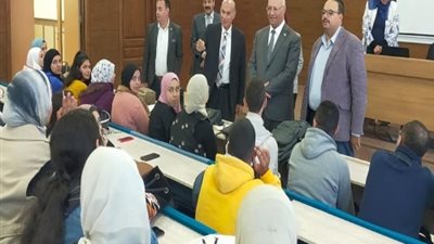 سوسة يتفقد سير العملية التعليمية والامتحانات بجامعة بنها الأهلية