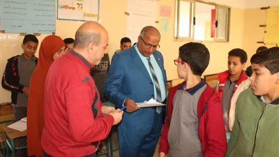 تعليم بني سويف:التحقيق مع لجان المتابعة ومكافأةمديرة مدرسة بالواسطى