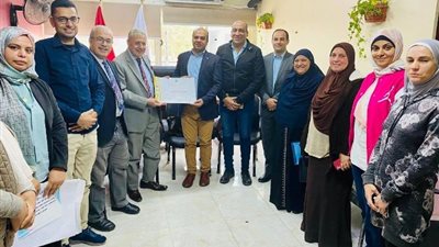 مجاهد يتسلم شهادة مأمونية المياه لمحطة القناطر الخيرية المرشحة