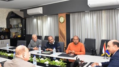 محافظ أسوان : المتابعة الميدانية ساهم فى إنهاء 516 مشروع