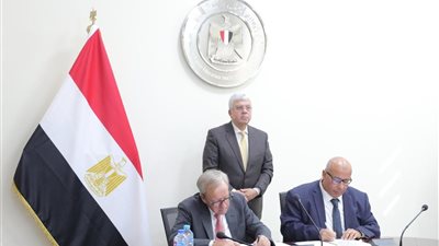 عاشور: برامج جديدة فى مجال الأجهزة التعويضية فى 3 جامعات تكنولوجية