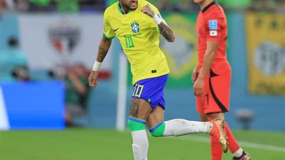 نيمار يعادل إنجاز بيليه ورونالدو التاريخي مع منتخب البرازيل.. فيديو