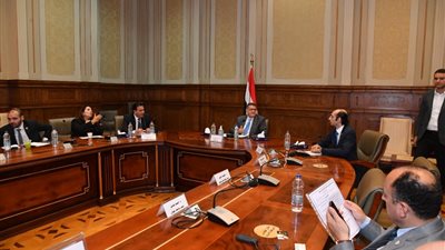 مناقشات موسعة بحقوق إنسان النواب مع رؤساء الجامعات المصرية