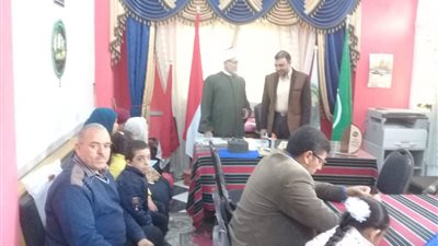 اجتماع لجنة الدمج مع رئيس اللجنة الطبية بمقر خريجي الأزهر بالمنيا