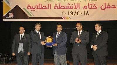 جامعة المنيا تحتفل بختام نشاطها الطلابي.. والآداب تحصد كاس العام