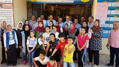 تعليم بورسعيد : باهى يتفقد مركز الأنشطة الصيفى المجانى بمدرسة الزهور الإعدادية للبنات