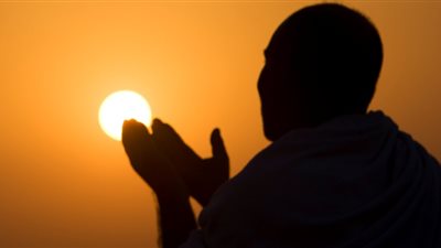 اللهم إني أعوذ بك من العجز والكسل والجبن والبخل وسيئ الأسقام