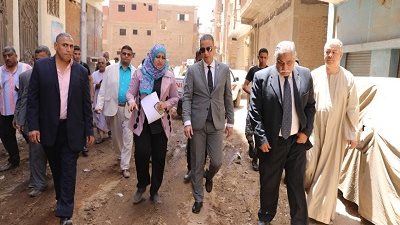محافظ سوهاج: توصيل المرافق لتقسيم 