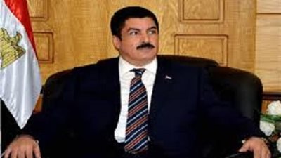 محافظ القليوبية : حملة مكبرة علي الإعلانات المضللة بالشوارع والميادين