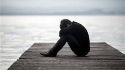 تركتة خطيبتة فأنتحر حزنا عليها