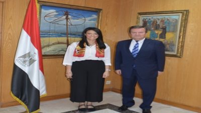 وزيرة السياحة تستقبل السفير الأوكرانى لمناقشة أوجه التعاون بين البلدين