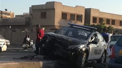السرعة الزائدة وراء حادث سيارة شرطة مع سيارة أجرة بضواحى بورسعيد