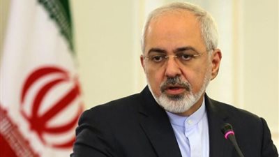 ظريف: أمريكا طرحت مسرحية جديدة بشأن التفاوض مع إيران