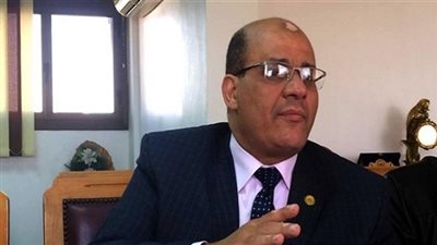 نائب يطالب بتعميم تجربة البحر الأحمر بمنع استخدام الأكياس البلاستيكية