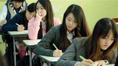 بسبب الصراع التجاري ..الصين تحذر الطلاب من مخاطر الدراسة في أمريكا
