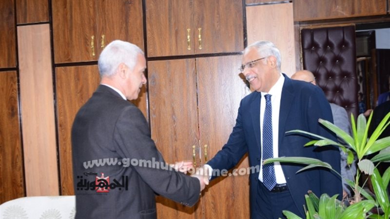 بوابة الجمهورية