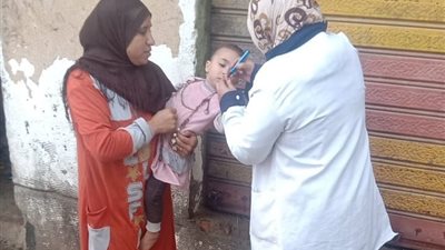 محافظ كفرالشيخ: 4 آلاف و205 فرق بالقرى للتطعيم ضد شلل الأطفال