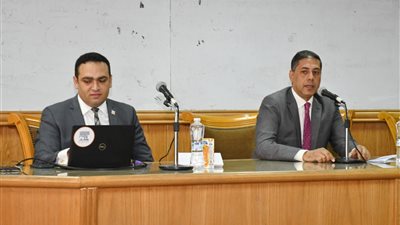 ألسن عين شمس تستضيف ورشة عمل حول النشر العلمي في مجال اللغات والادب
