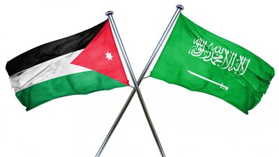 رئيس الوزراء الأردني وولي العهد السعودي يبحثان سبل تعزيز العلاقات