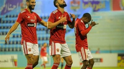طبيب الأهلى يكشف حجم إصابة «بيرسي تاو» ومدة غيابه