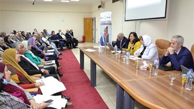 مركز وطني لتدريب المعلمين عن بعد بالاكاديمية المهنية بـ6 أكتوبر
