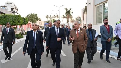 لجنة الصحة بـ