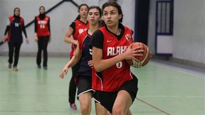 كرة السلة: الأهلى يلتقى هليوبوليس فى نهائى بطولة القاهرة للسيدات
