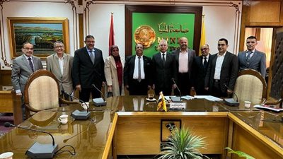 محافظ الشرقيةيلتقي مساعد رئيس جهاز تنميةالتجارةالداخلية