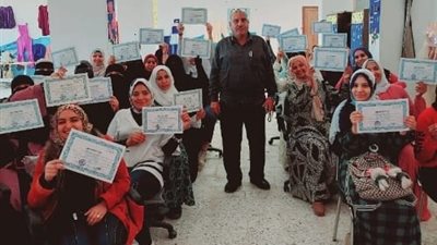 اختتام برنامج تدريبي على مهنة التفصيل والحياكة للفتيات بمطروح