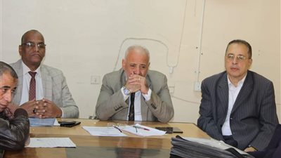 استعدادات امتحانات الشهادة الاعدادية الخاصة بالفصل الدراسي الاول