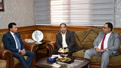 وزير الرياضة يبحث استعدادات اتحاد تنس الطاولة للبطولات المقبلة