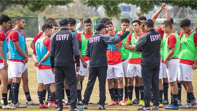 محمود جابر يعلن قائمة منتخب 2003 استعدادا لودية زامبيا