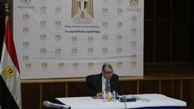 الكهرباء: 43 مليون جنيه إستثمارات بالشركة القابضة عن العام المالى
