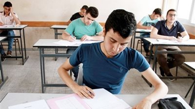 انطلاق الامتحان الإلكتروني التجريبي بـ16 مدرسة في مطروح