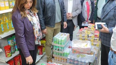 محافظ دمياط تفاجئ الأسواقة للتأكد من توافر السلع